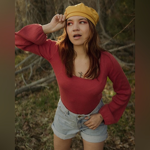 Meet your Posher, Cassidy - Picture 11 of 16